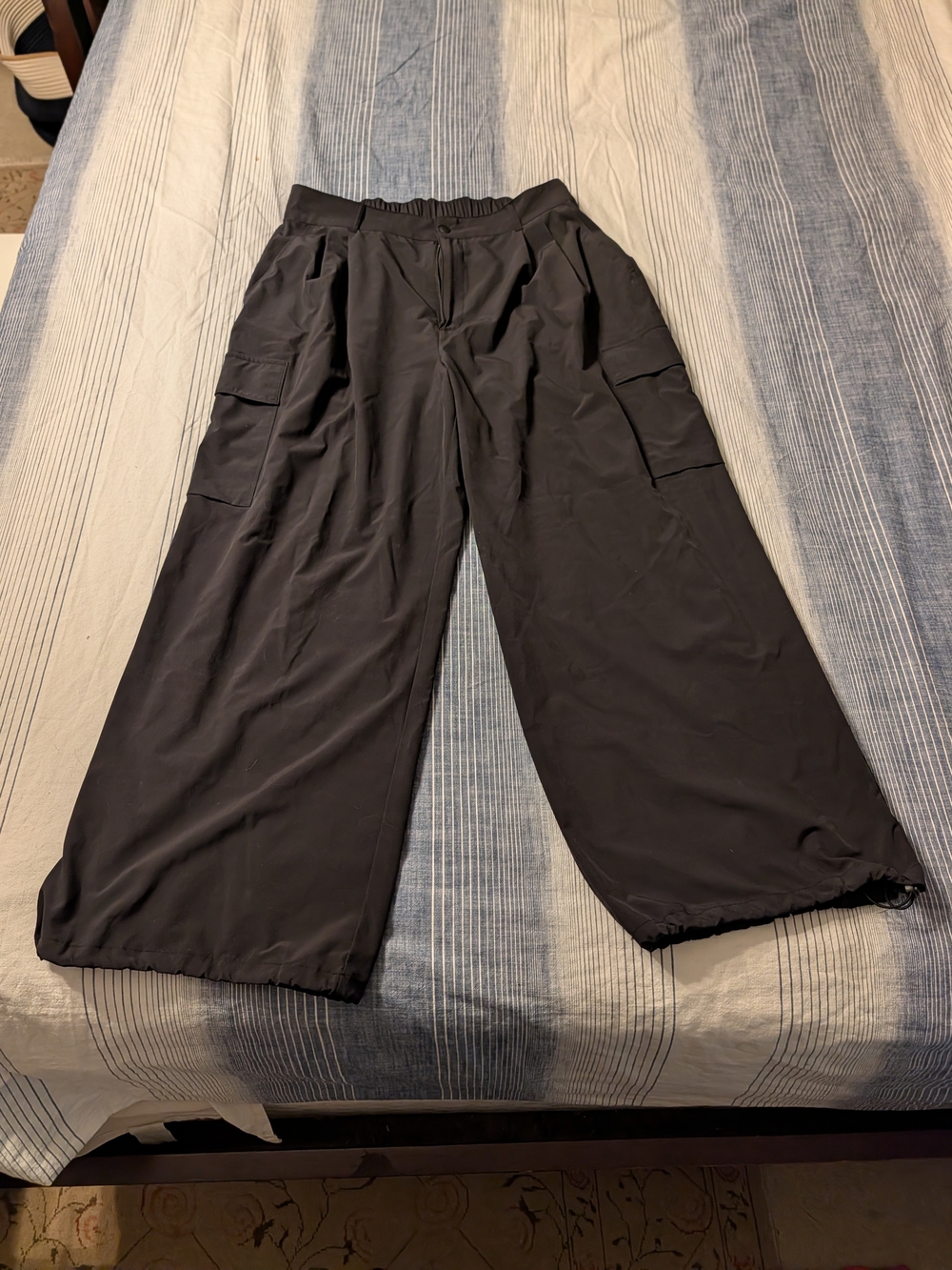 Womens Gap Wide-Leg Cargo Pants - Black